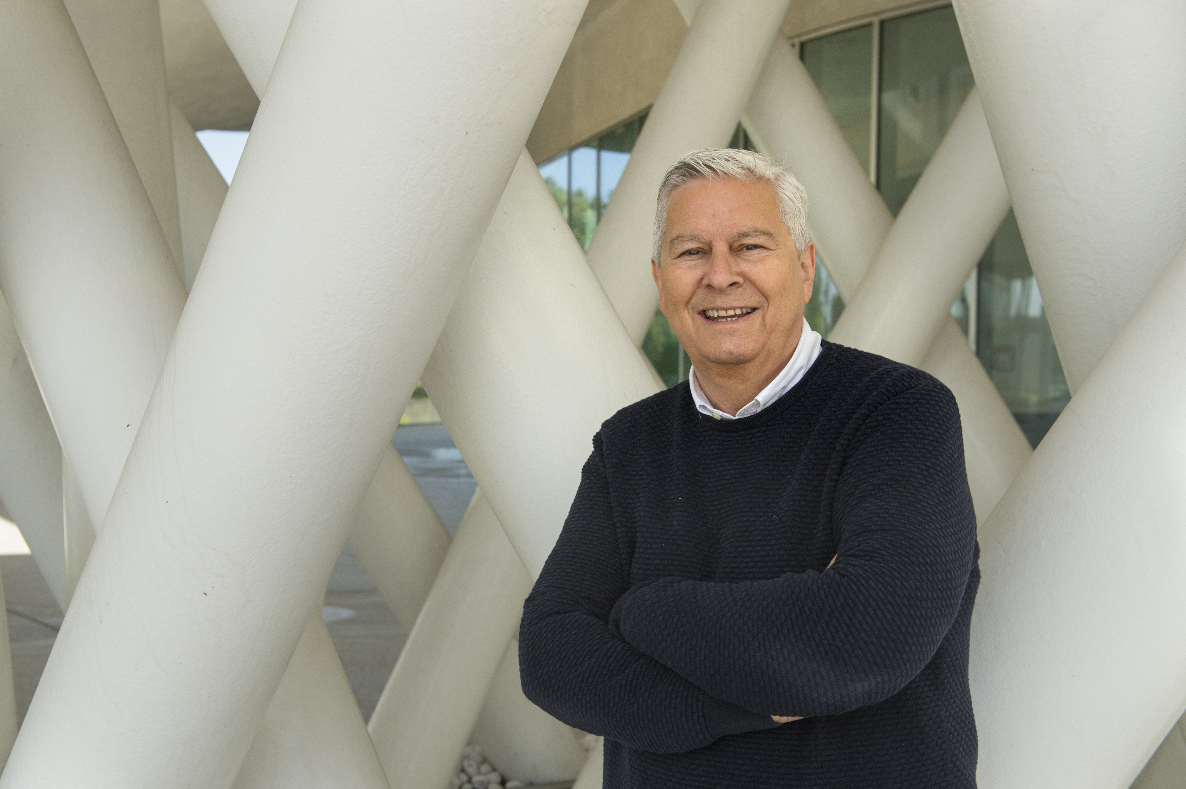 Dr. Jos Vanhoof